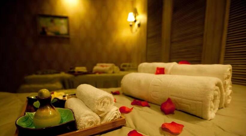 杭州临平高端水疗spa会馆就这样带着清风月静抚慰了光阴悲喜